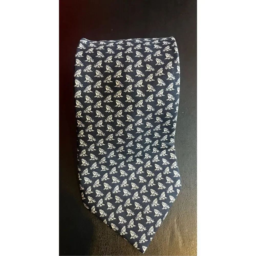 Brooks Brothers tie